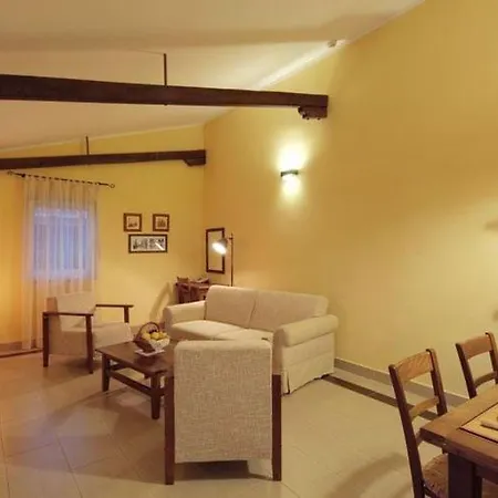 Traditional With A Terrace And Wifi 2km From * Umago